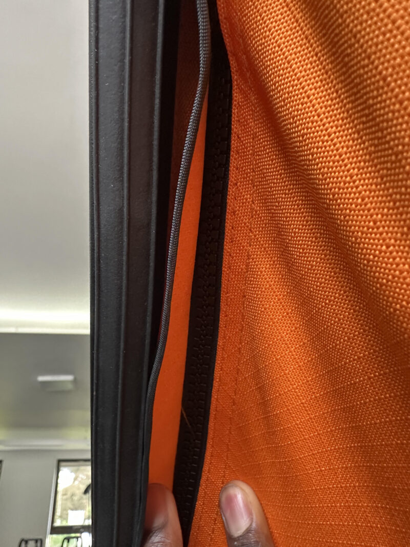Cargo 2.0 Canvas ZIpper - Image 2